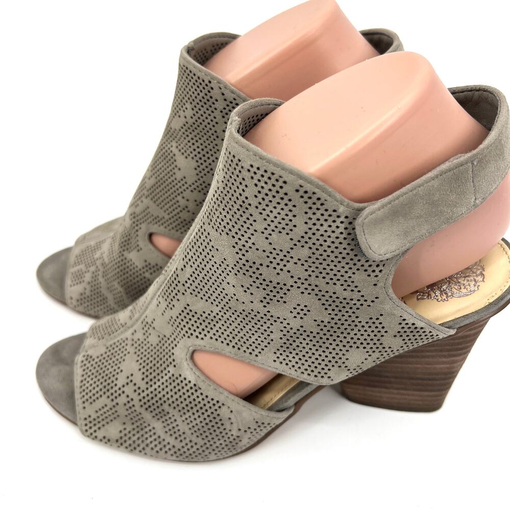 Vince Camuto Slingback Floral Perforated Suede Shoes Size 8